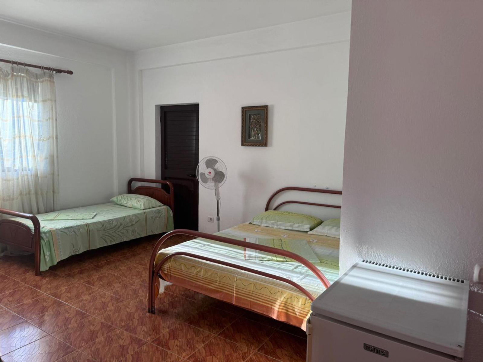 Melas Villa Durrës Eksteriør billede